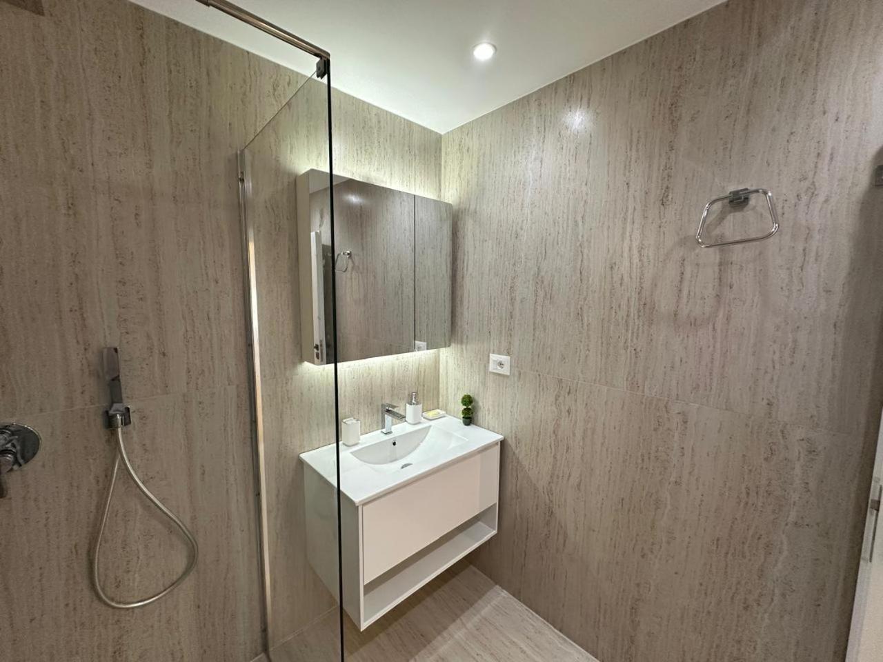 Linda Home Sarande Ngoại thất bức ảnh